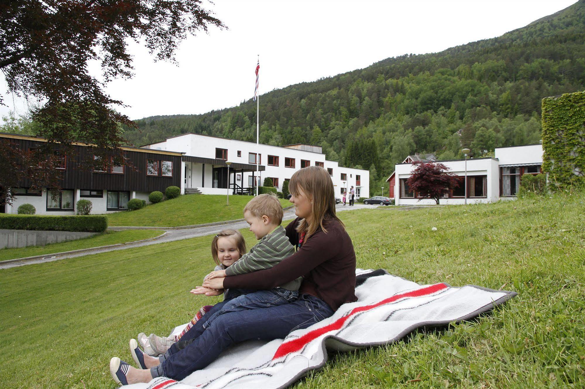 Førde Sommarhotell Eksteriør billede